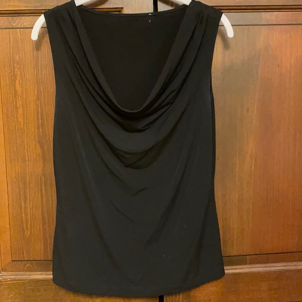 White House Black Market sleeveless Top Like New
